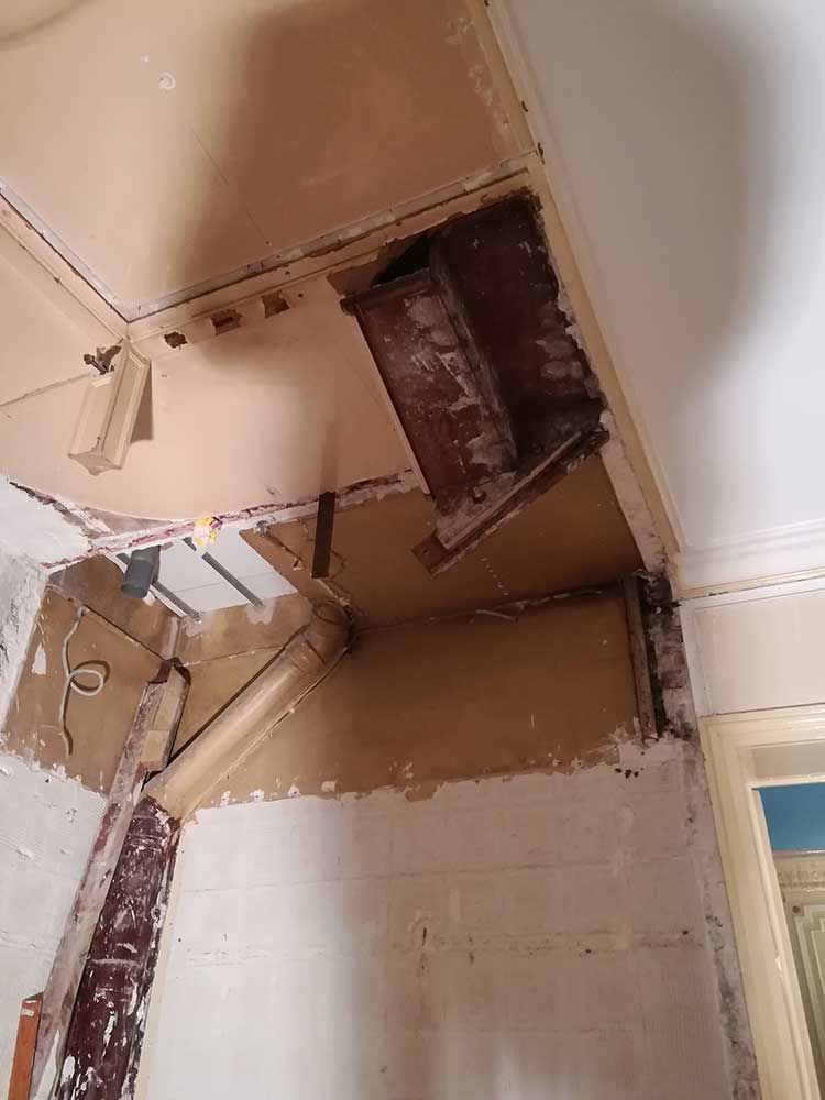 Cabinet d’avocats rue Claude Cahu 03.