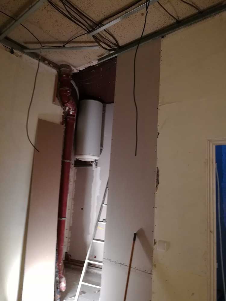 Cabinet d’avocats rue Claude Cahu 08.