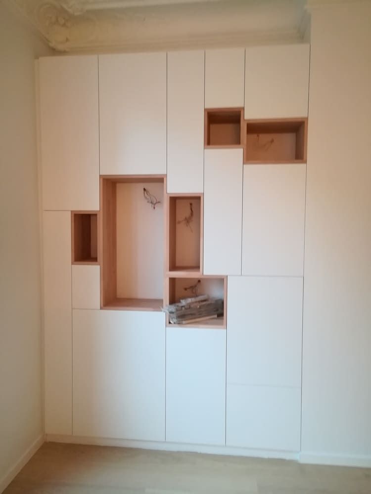 Meubles de rangement avec niches 01.