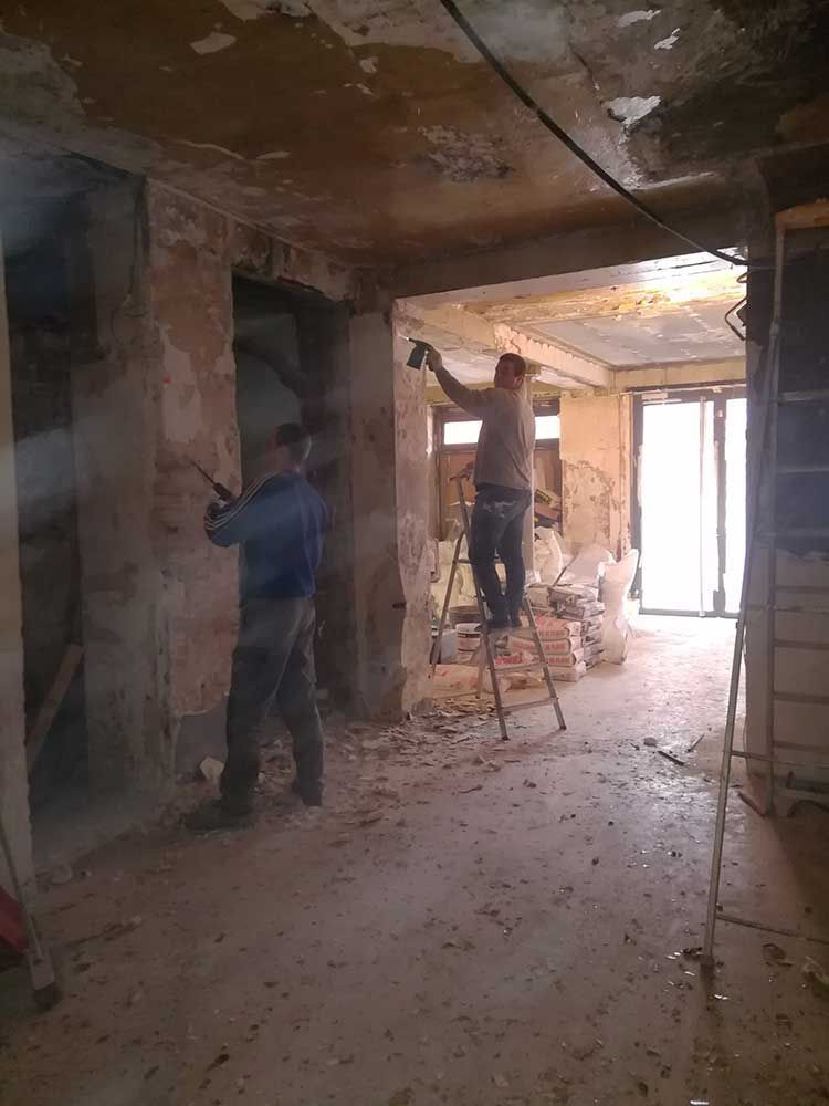 Restaurant Rue Bayen 05.