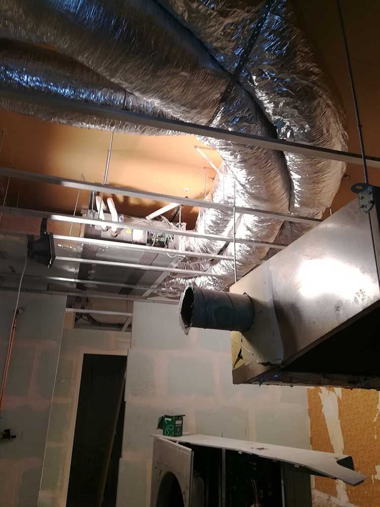 Restaurant Rue Bayen 07.