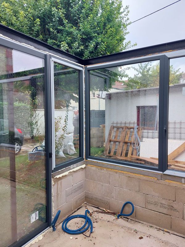Véranda maçonnée à Colombes 05.