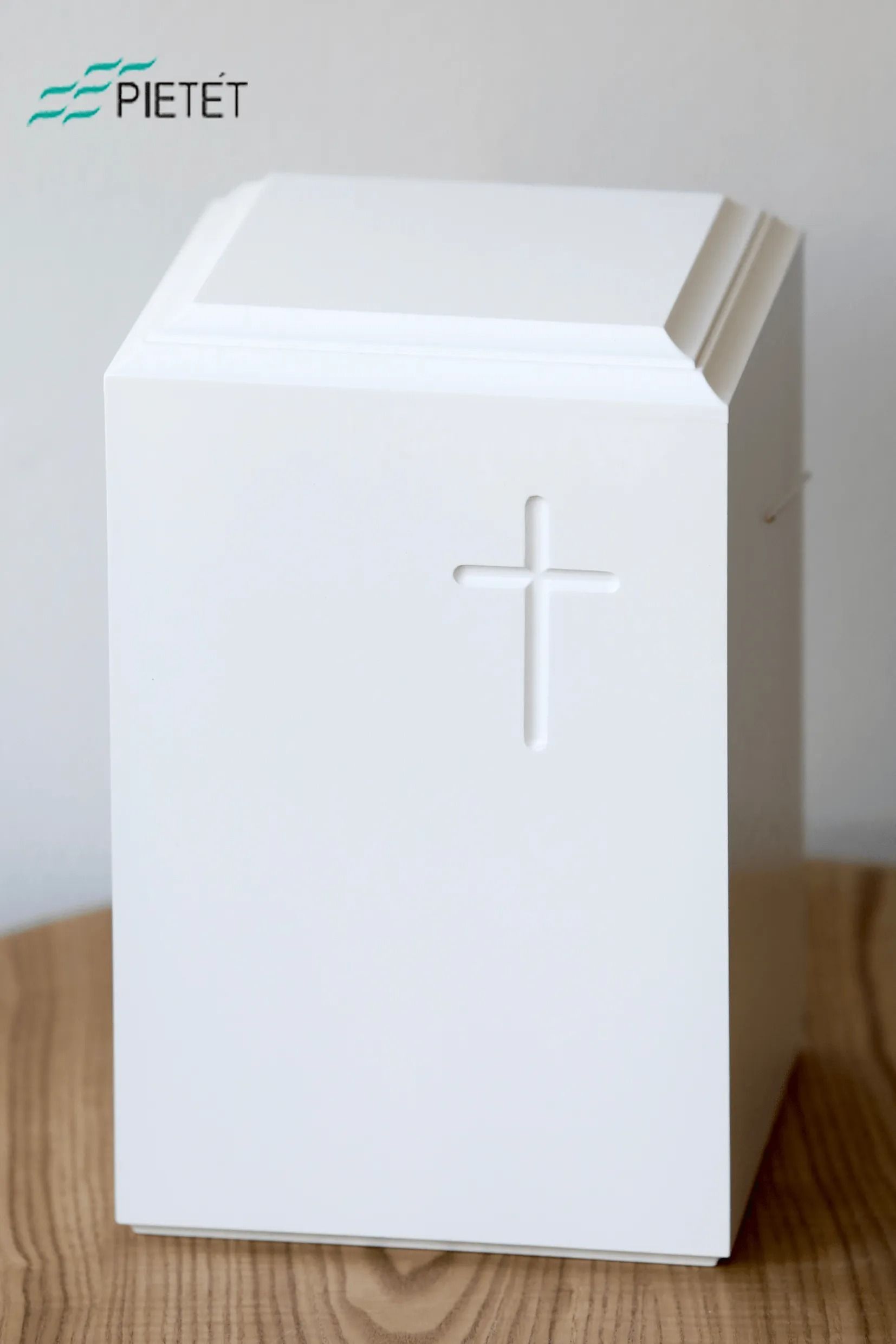 Culstone valkoinen risti