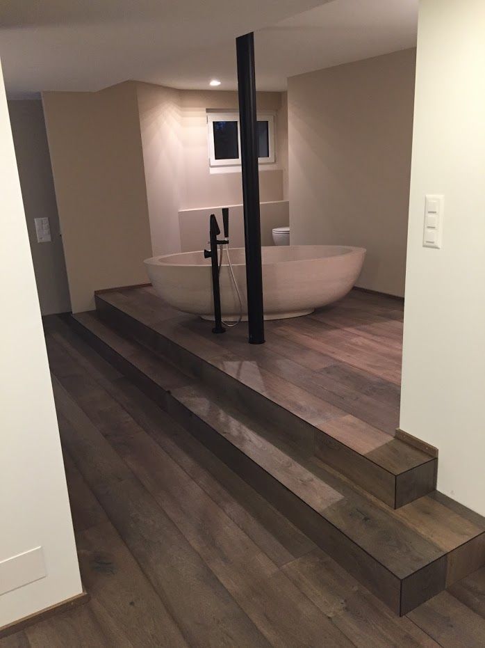 Landhausdielen Eiche geruchert mit Treppenstufen - kellerhals schreinerservice