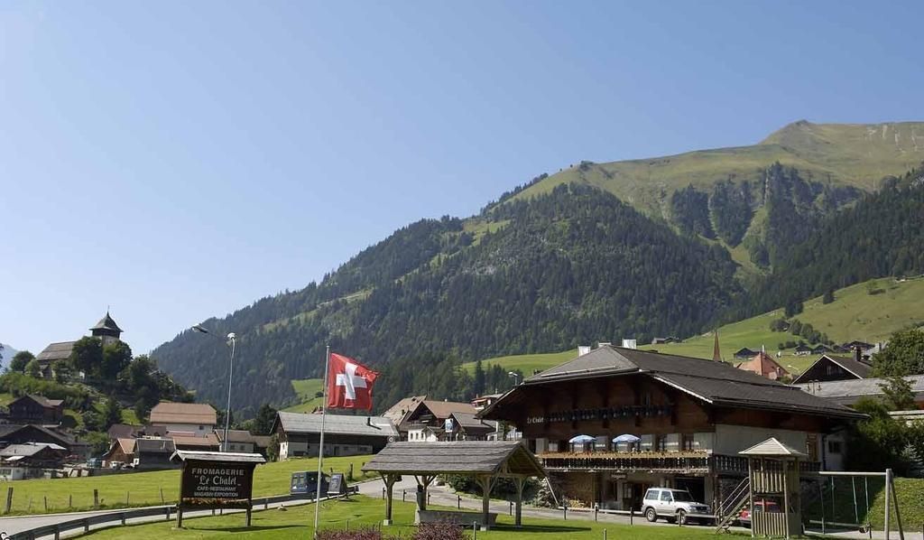 chalet-et-restaurant-le-chalet-restaurant-fromagerie-de-démonstration-château-d-Oex