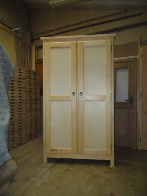 Fabrication armoire deux portes
