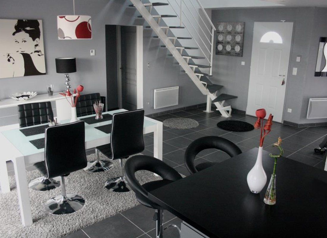 Aménagement intérieur d'un salon cuisine