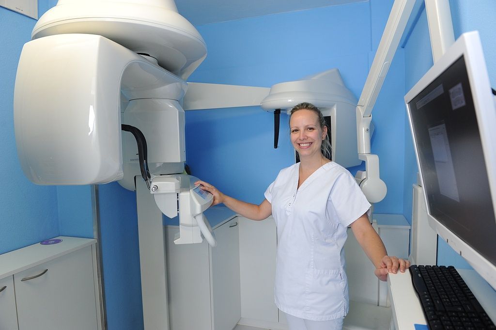 Dr méd. & Dr méd. dent. Thierry Vuillemin, chirurgie maxillaire, faciale et cervicale & Dr. med. Stefan Gerber