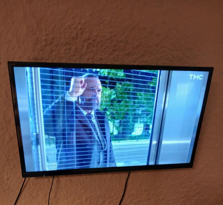 Téléviseur allumé