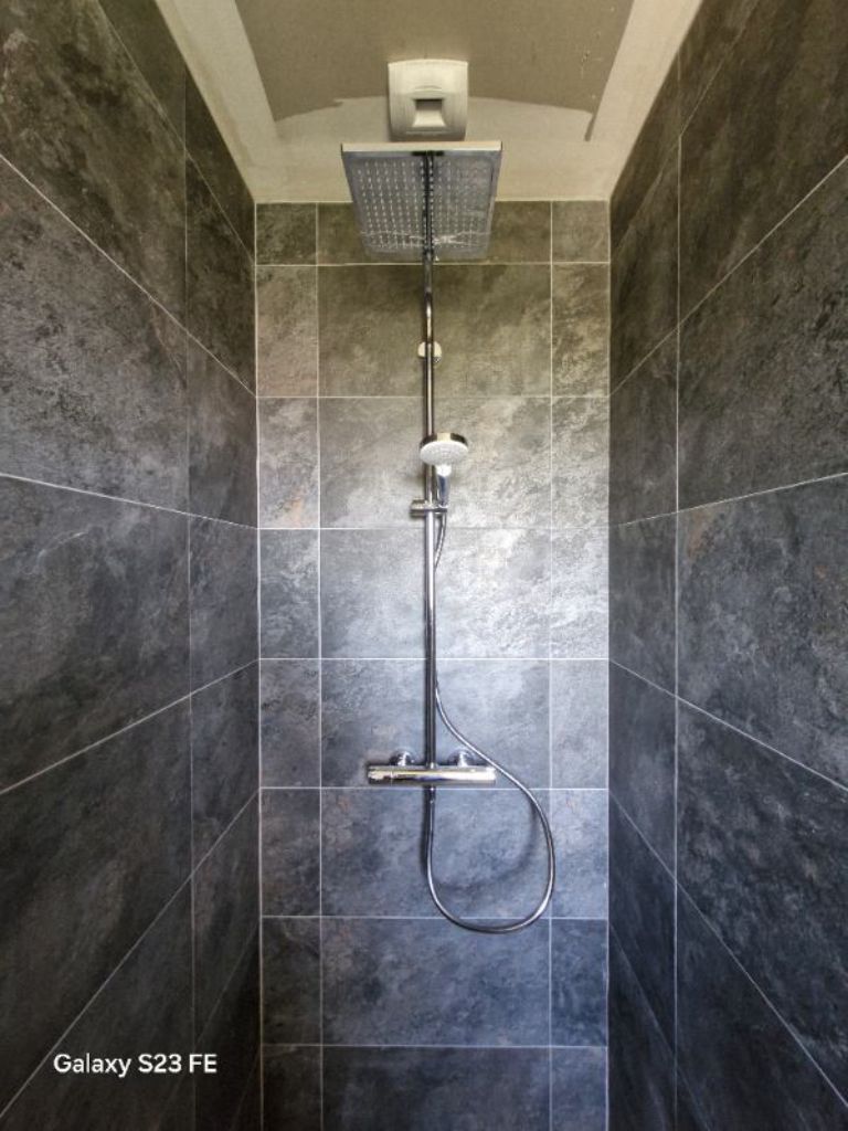 Création d'une douche à Marlieux