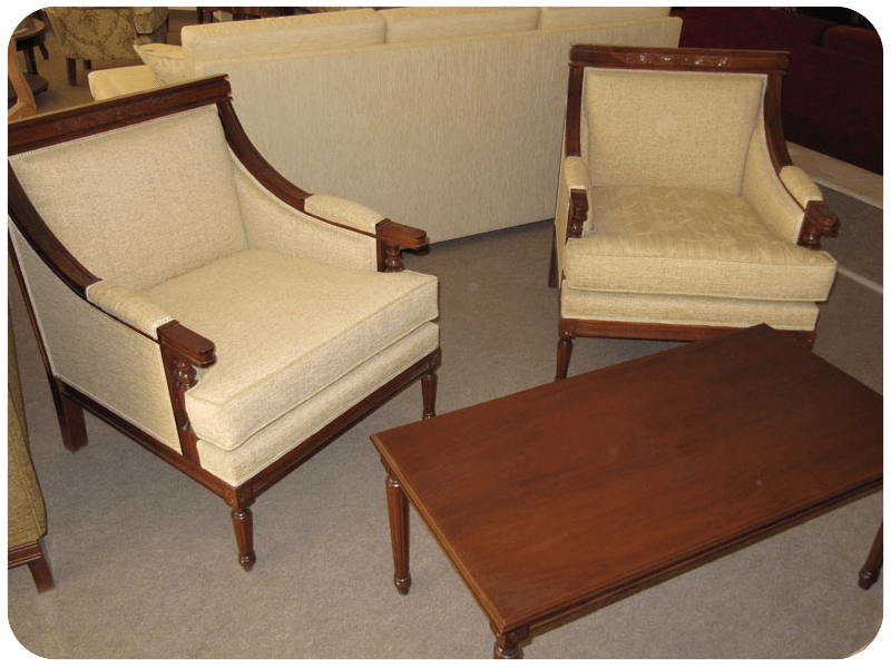 ΚΛΑΣΙΚΟ ΣΑΛΟΝΙ - ΠΟΛΥΘΡΟΝΕΣ ΛΟΥΙ ΣΕΖ