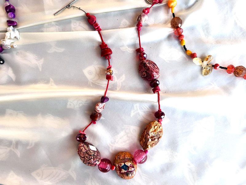 Έφη Σπηλιώτη | Έκθεση στην έπαυλη ΠΕΜΑΧΡΙΝΑ  Μηνιές Κεφαλονιάς - Κοσμήματα