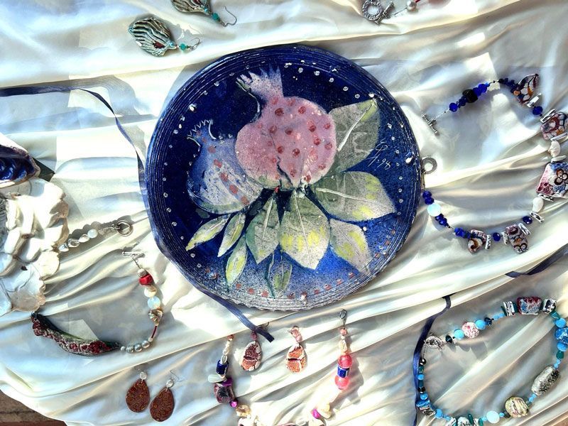 Έφη Σπηλιώτη | Έκθεση στην έπαυλη ΠΕΜΑΧΡΙΝΑ  Μηνιές Κεφαλονιάς - Κοσμήματα