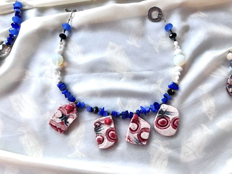 Έφη Σπηλιώτη | Έκθεση στην έπαυλη ΠΕΜΑΧΡΙΝΑ  Μηνιές Κεφαλονιάς - Κοσμήματα