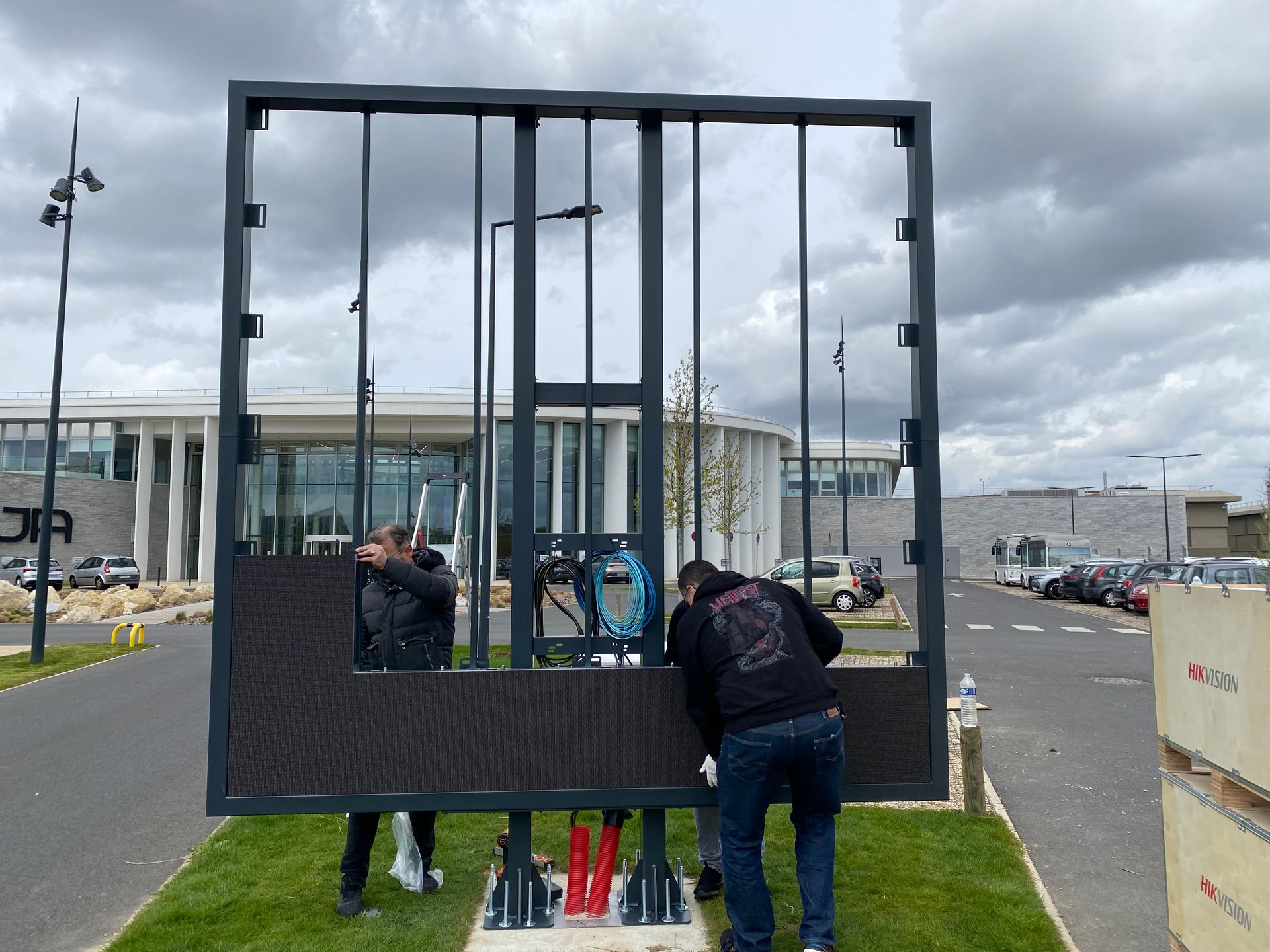 Installation mur d'image en extérieur 