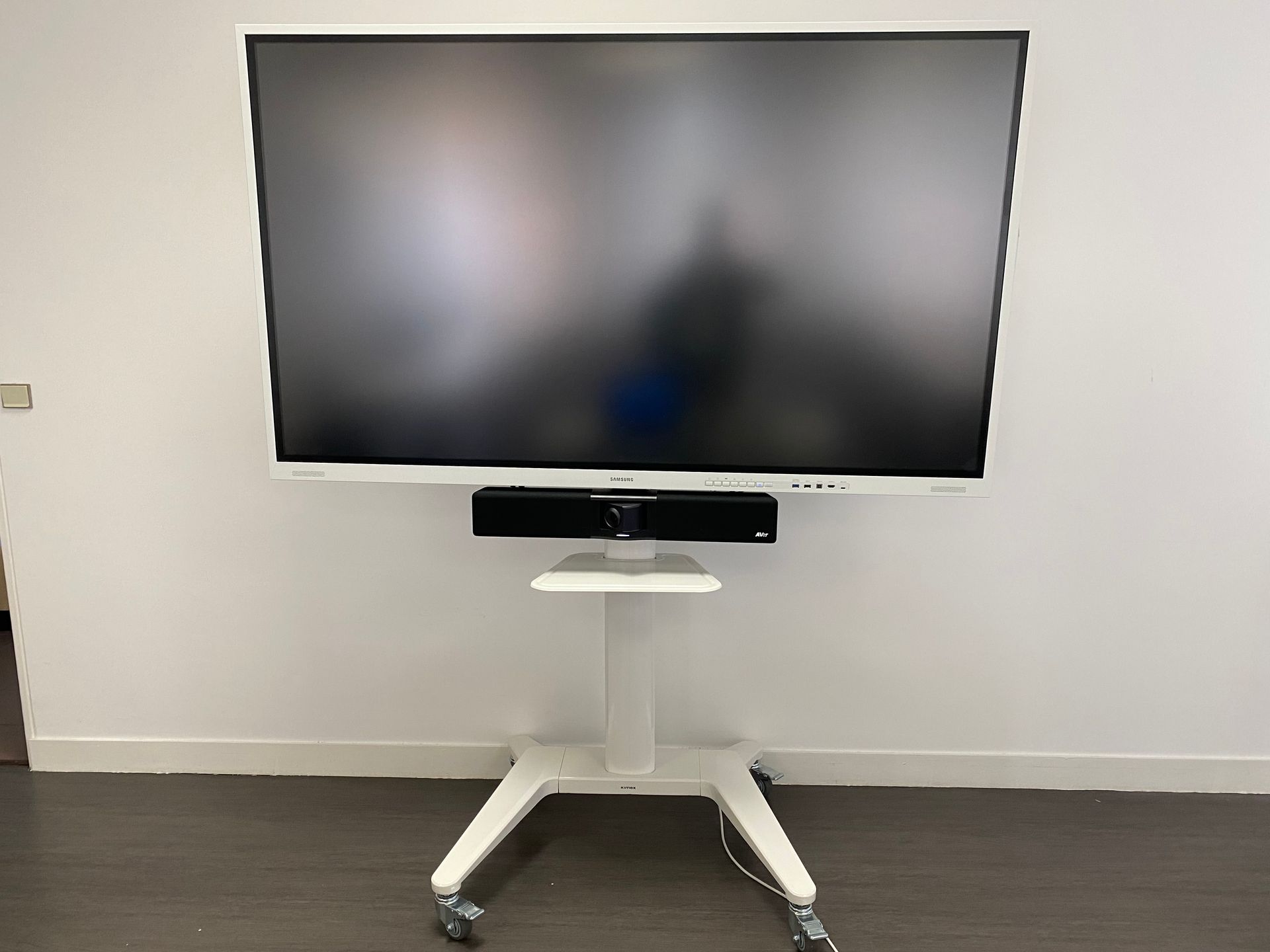 Support design pour visioconférence 