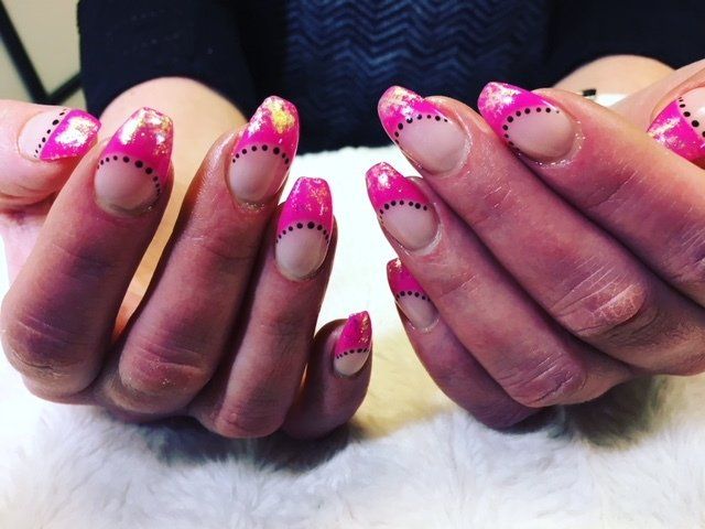 Kynsitaidetta lähikuva