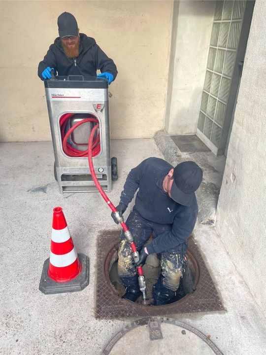 Abflussarbeiten vom Abfluss-Service Lankes e. K.