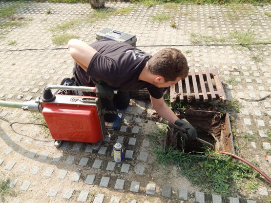 Abwasserarbeiten vom Abfluss-Service Lankes e. K.
