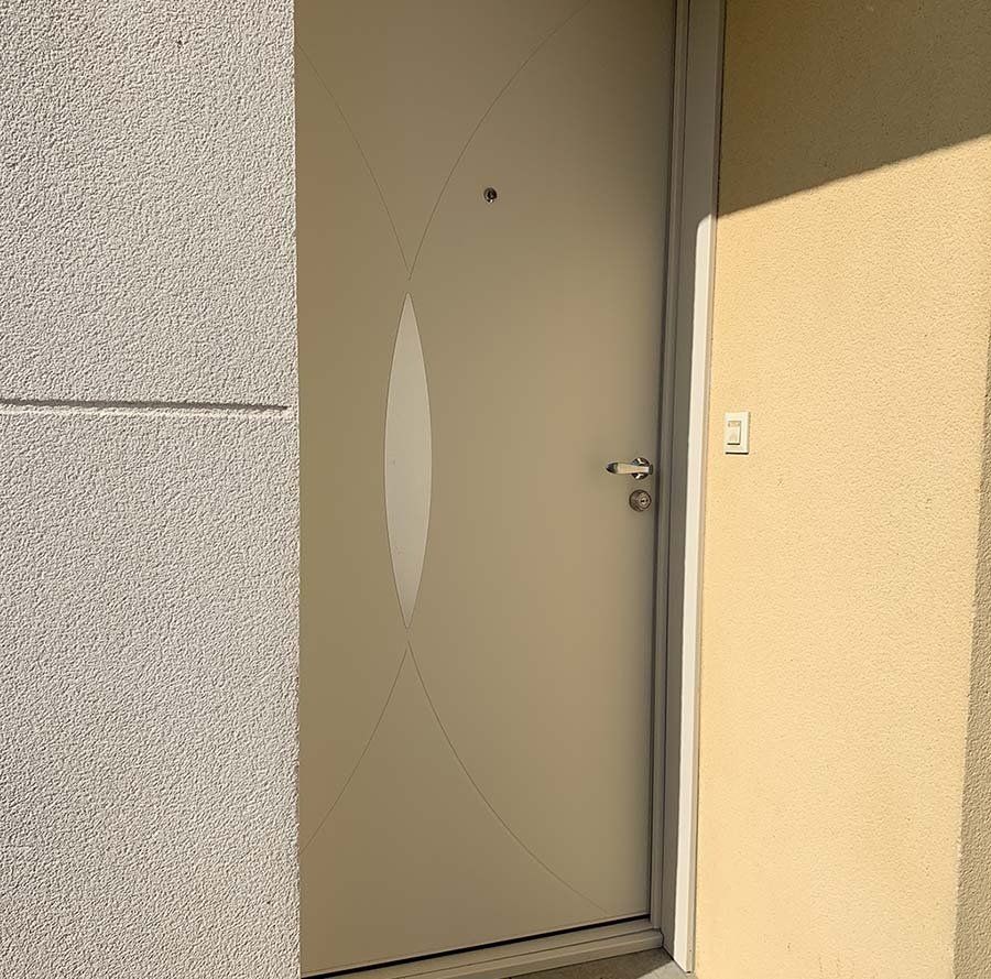 Porte blindée jaune