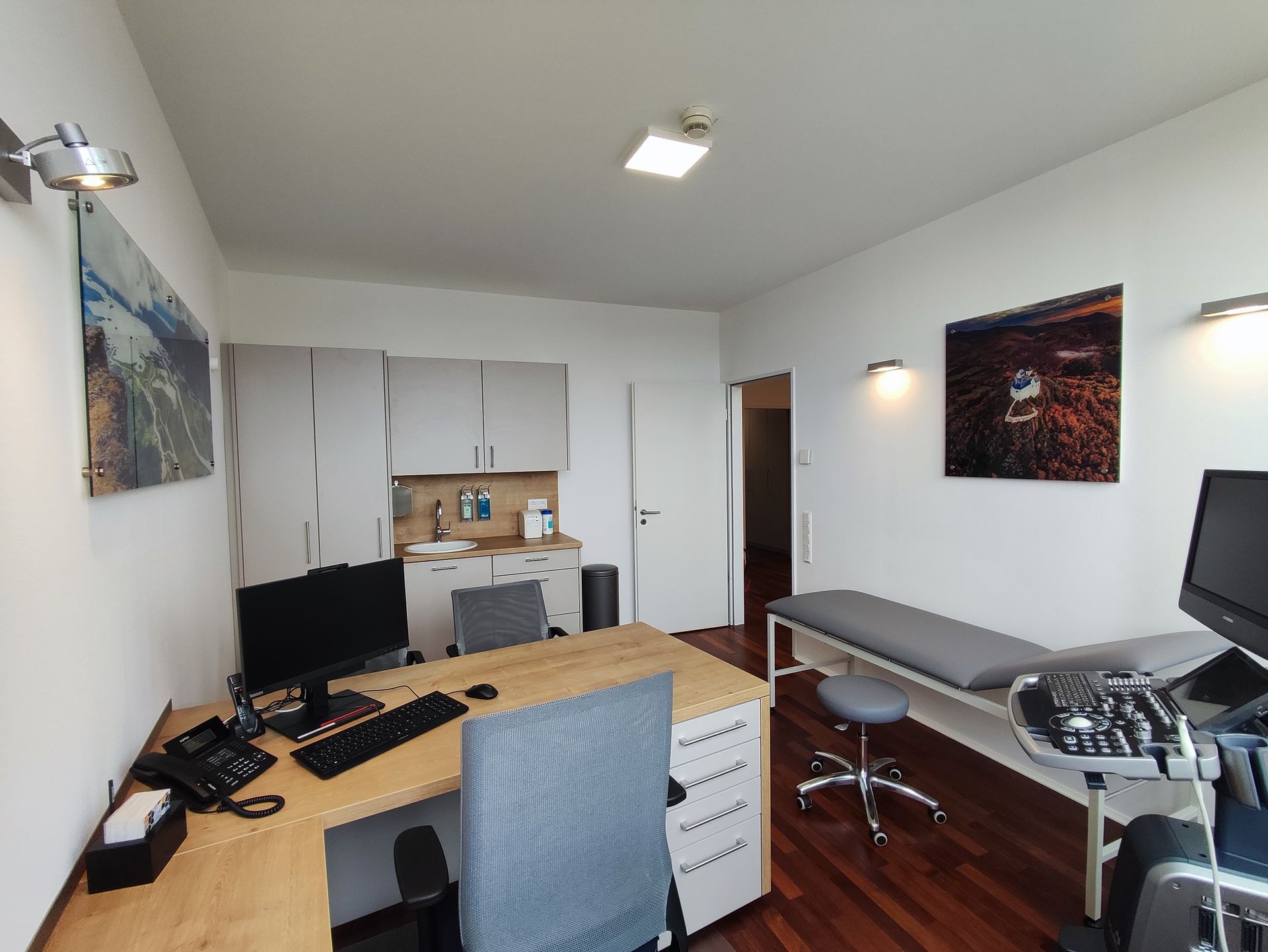Rheumapraxis Bottrop Behandlungszimmer