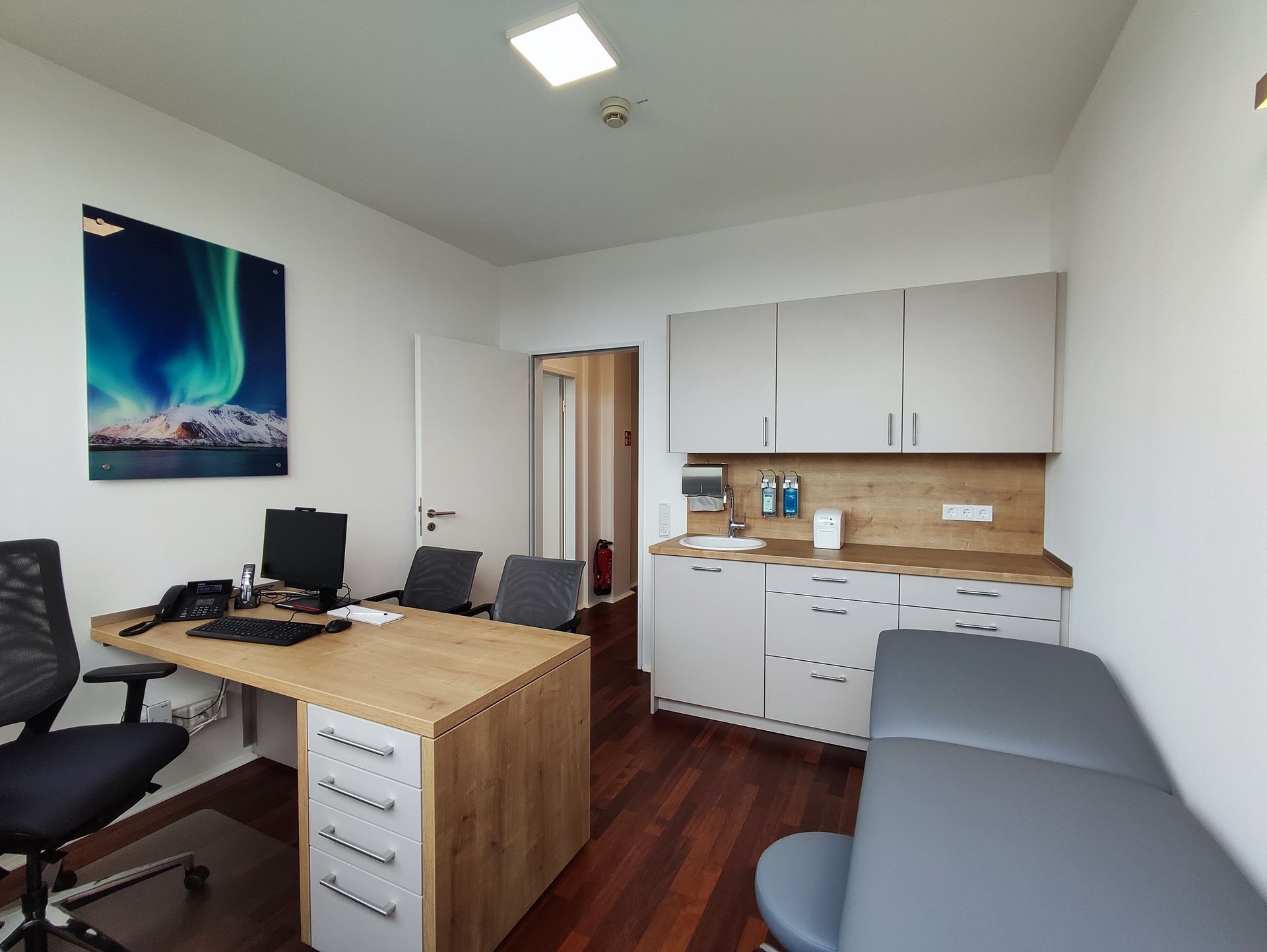 Rheumapraxis Bottrop Behandlungszimmer