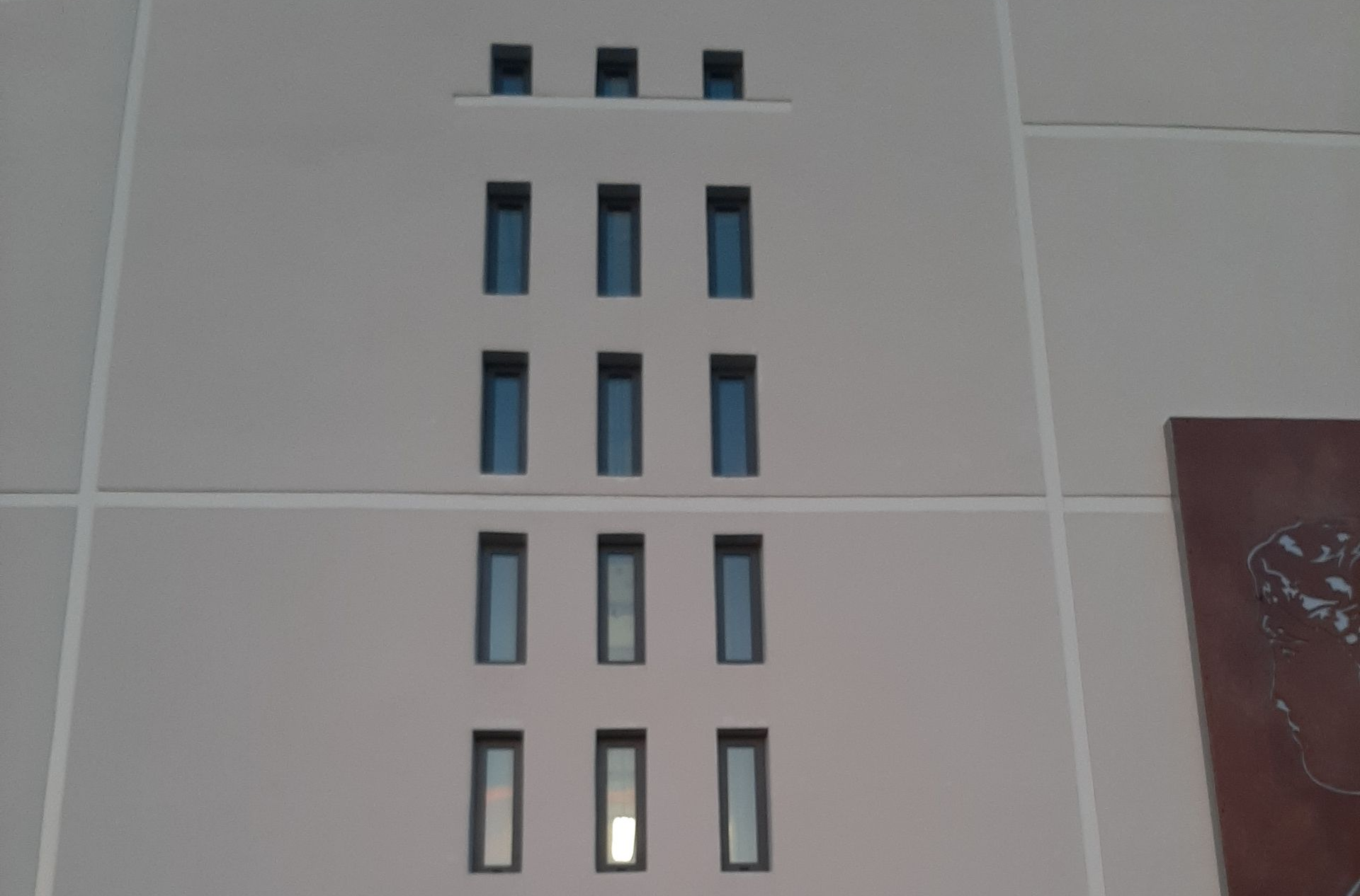 Des fenêtres en aluminium.