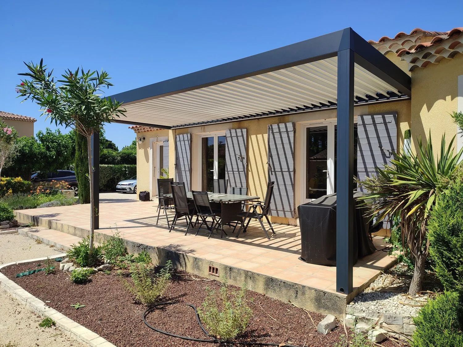 Une pergola.