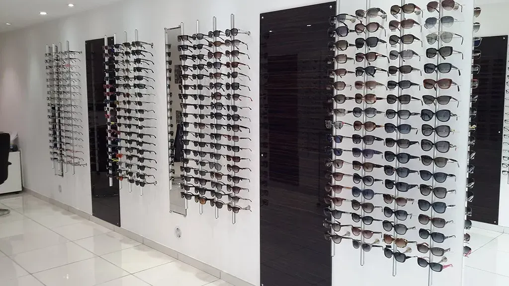 Montures pour hommes, femmes et enfants