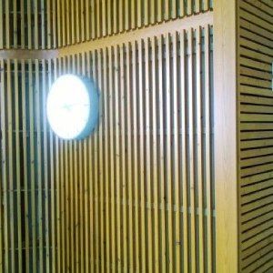 Sisätilojen paneelien asennus