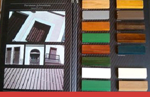 Un libro está abierto en una página que muestra diferentes tipos de madera.