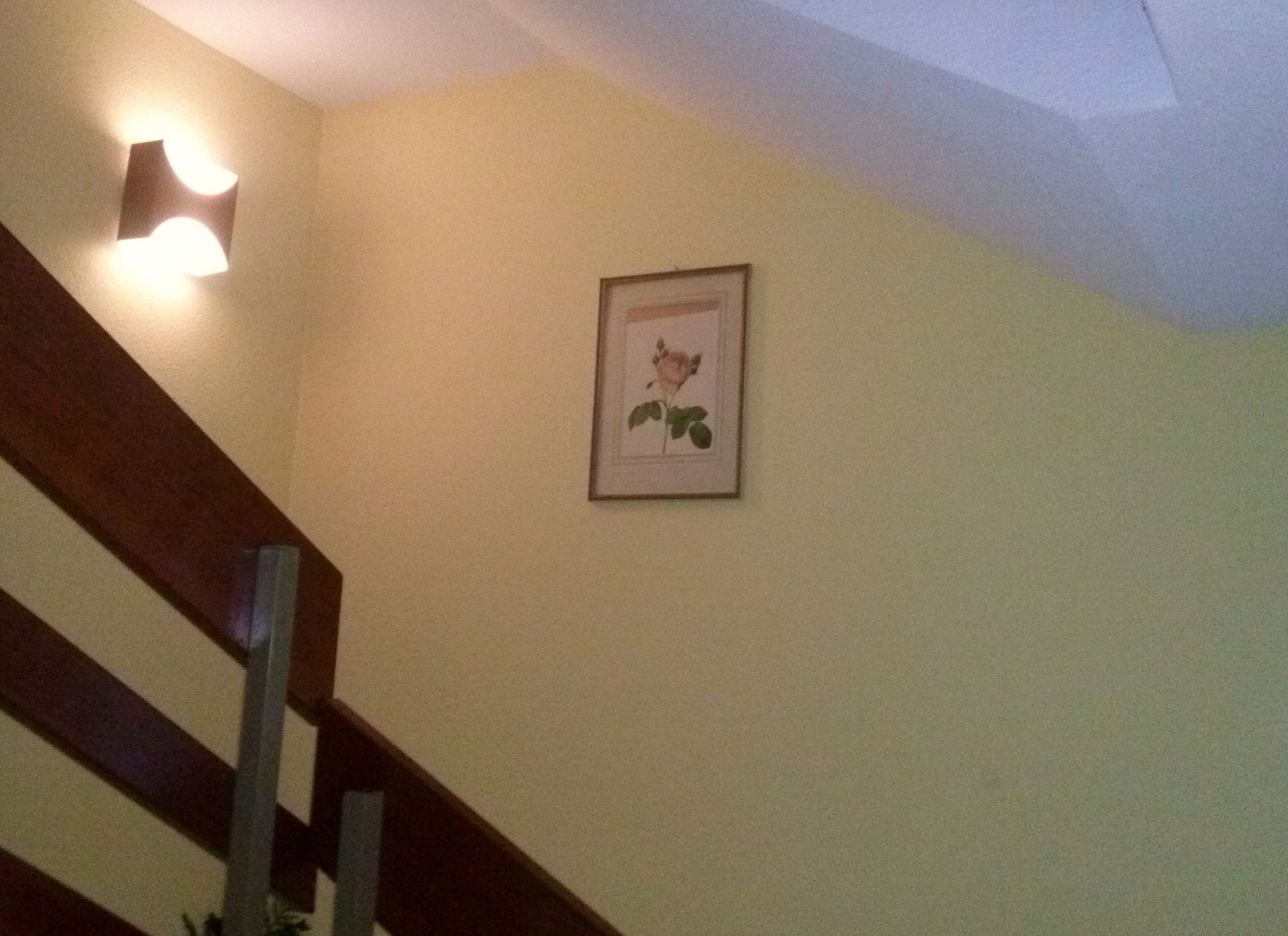 Treppenhaus Malerarbeiten - Malergeschäft Buchmann in Luzern