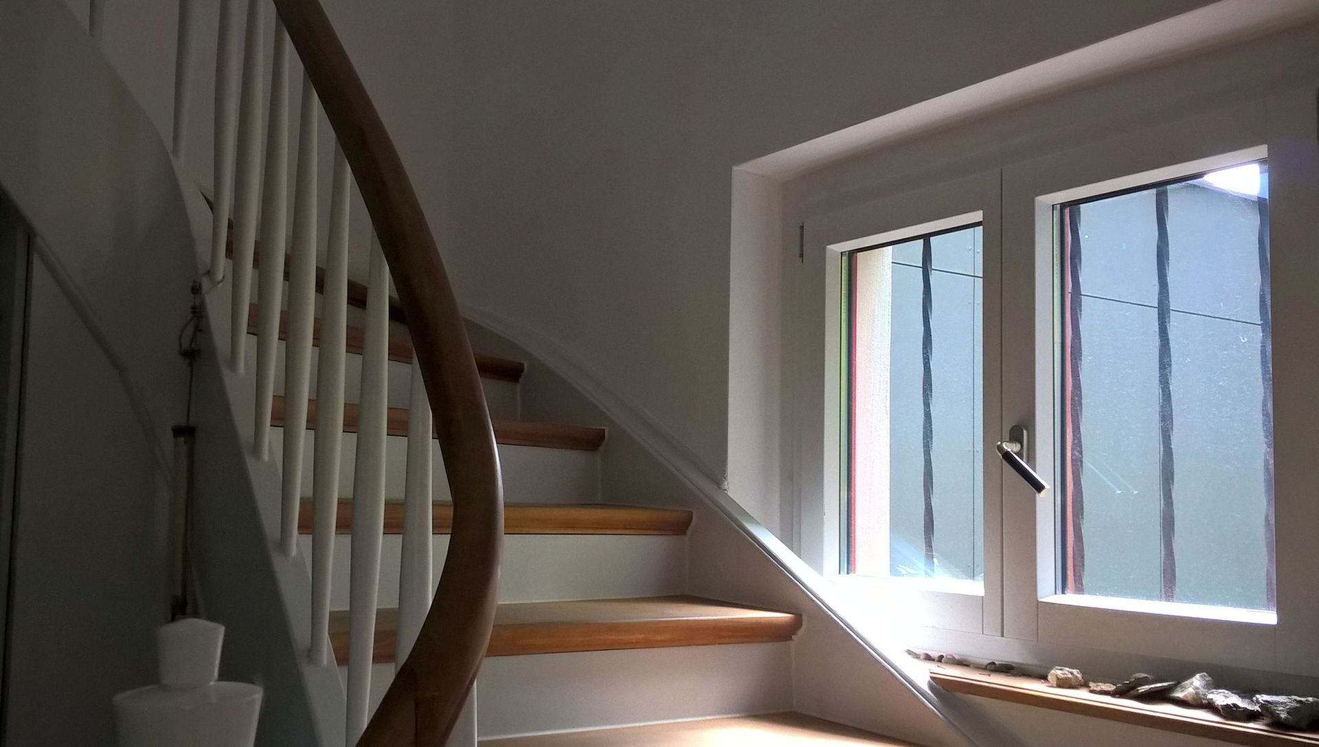 treppe malen - Malergeschäft Buchmann in Luzern