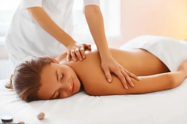Klassische Massagetherapie in der Massagepraxis Bernhard Asch