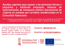 Cartel rojo con texto sobre la ayuda financiera para el transporte en autobús en la Comunidad Valenciana, financiada por la Unión Europea.