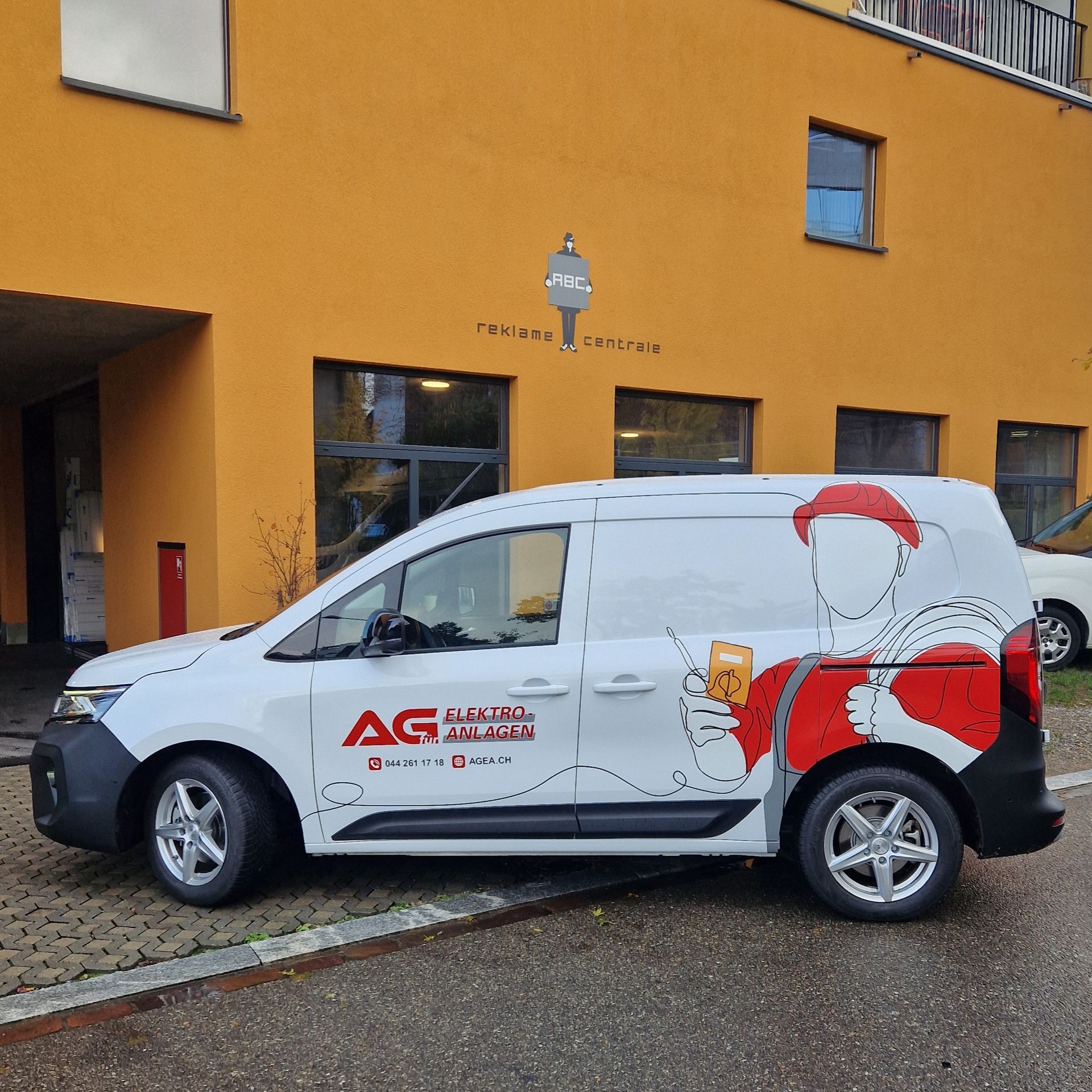 Fahrzeugbeschriftung - ABC reklame centrale - Zürich Altstetten