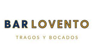 Logotipo con la inscripción “BAR LOVENTO” y el subtítulo “TRAGOS Y BOCADOS” en texto dorado y azul marino sobre fondo blanco.