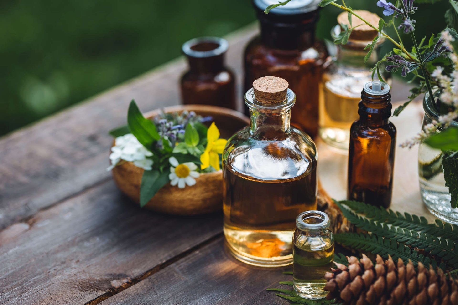 Aromapflege zur Schmerzlinderung und als anerkanntes komplementäres Angebot in der Demenzbetreuung