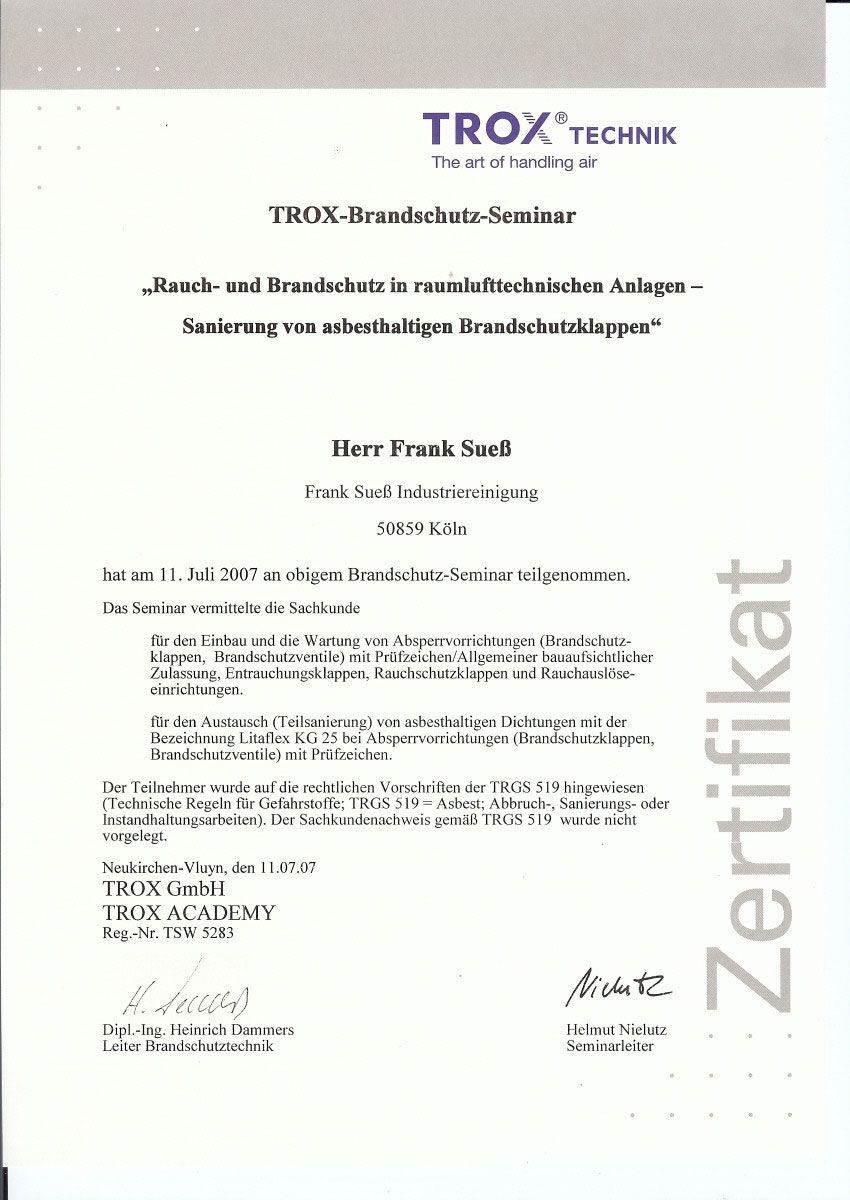 Ein unterschriebenes Trox Technik Zertifikat
