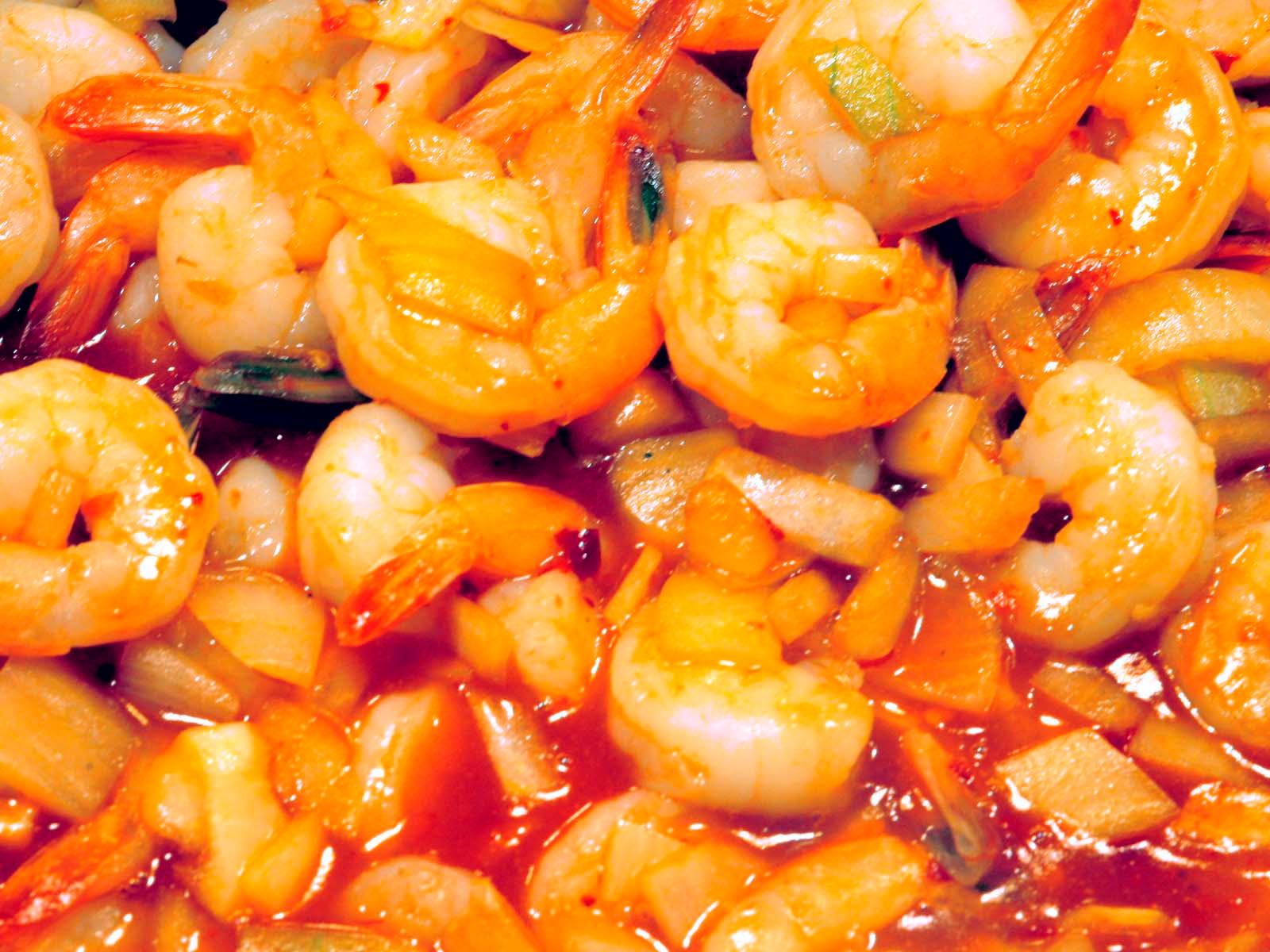 Nos crevettes sauce piquante