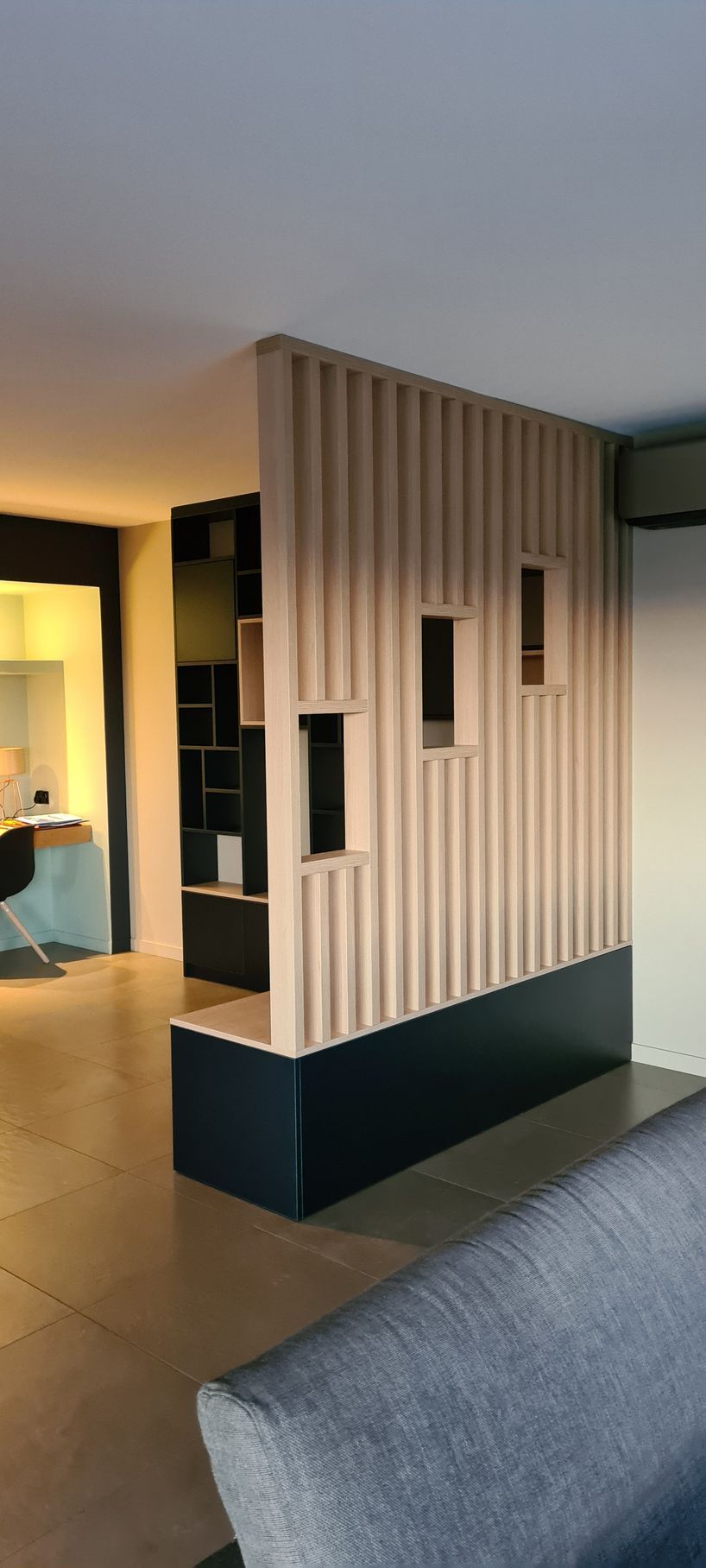 Séparation en panneau de bois sur mesure
