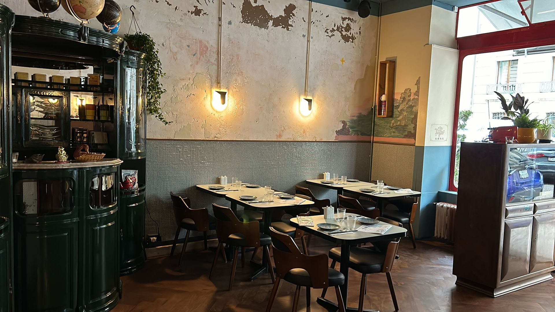 Tables et chaises sur mesure