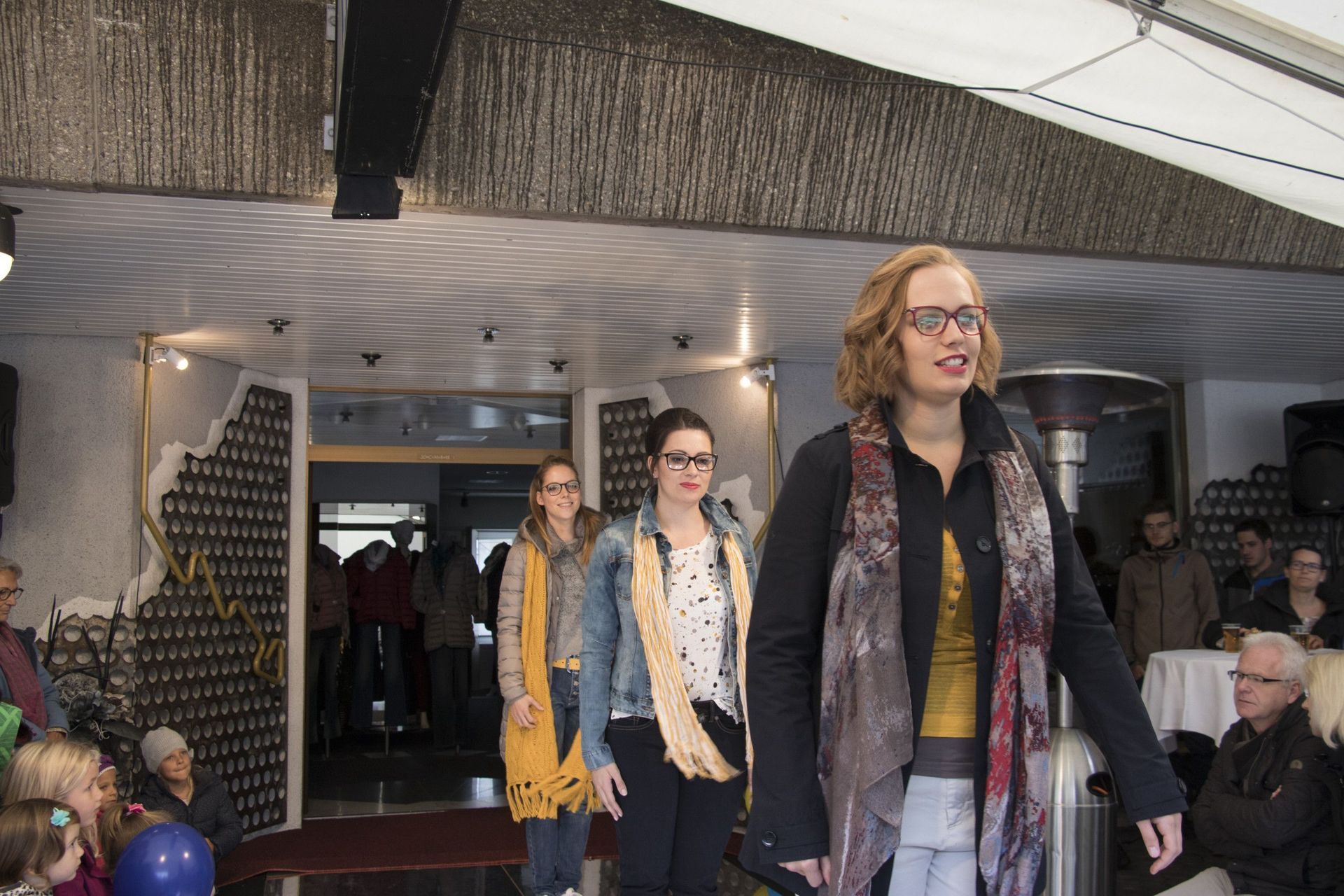 Modeschau II - due arte