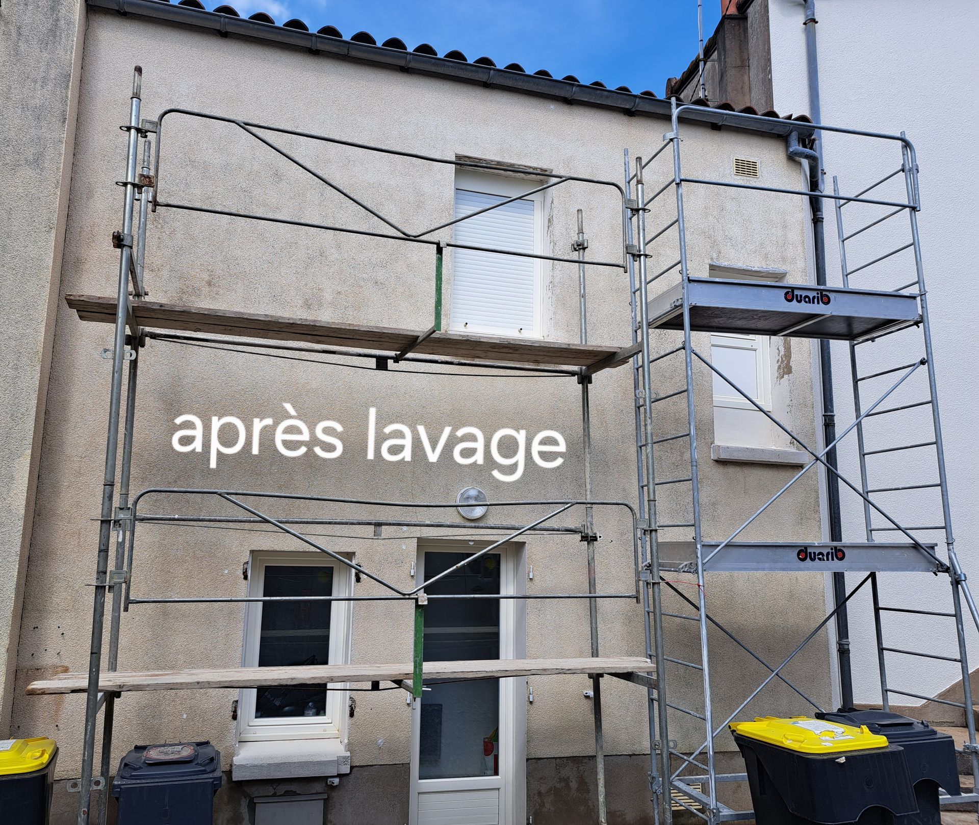 Échafaudage métallique 