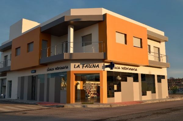 Un edificio con la palabra la fauna.