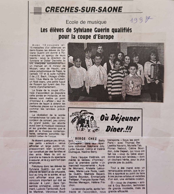 Coupure de journal : les étudiants en musique se qualifient pour un concours européen ; texte et photo ; Crèches-sur-Saône.