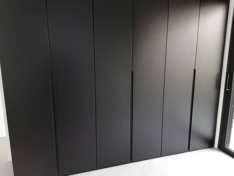 Κατασκευή Ντουλάπας