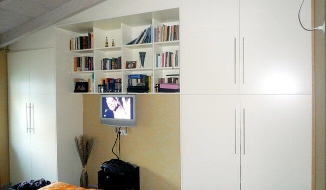 Κατασκευή Ντουλάπας