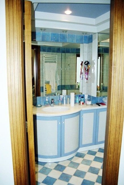 Έπιπλα Μπάνιου