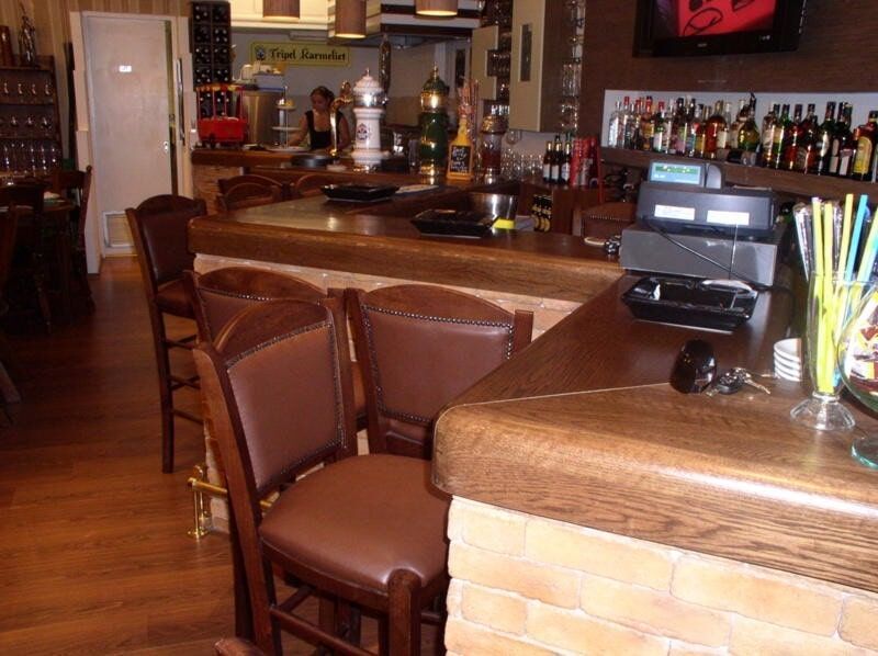 Επιπλώσεις Καταστημάτων
